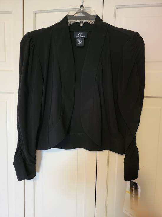 Nina Leonard Jackets & Blazers - Nina Leonard Black Cropped Open-Front Blazer Size M NWT